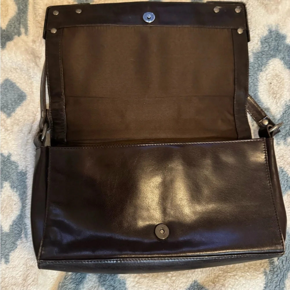 Sorpresa Elegant Vintage Dark Brown Leather Handbag - Picture 3 of 7
